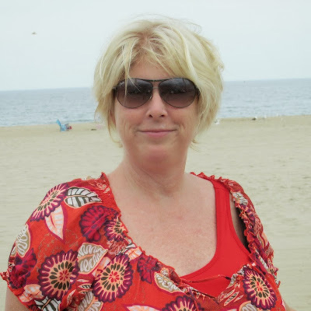 Meet your Posher, Nonie